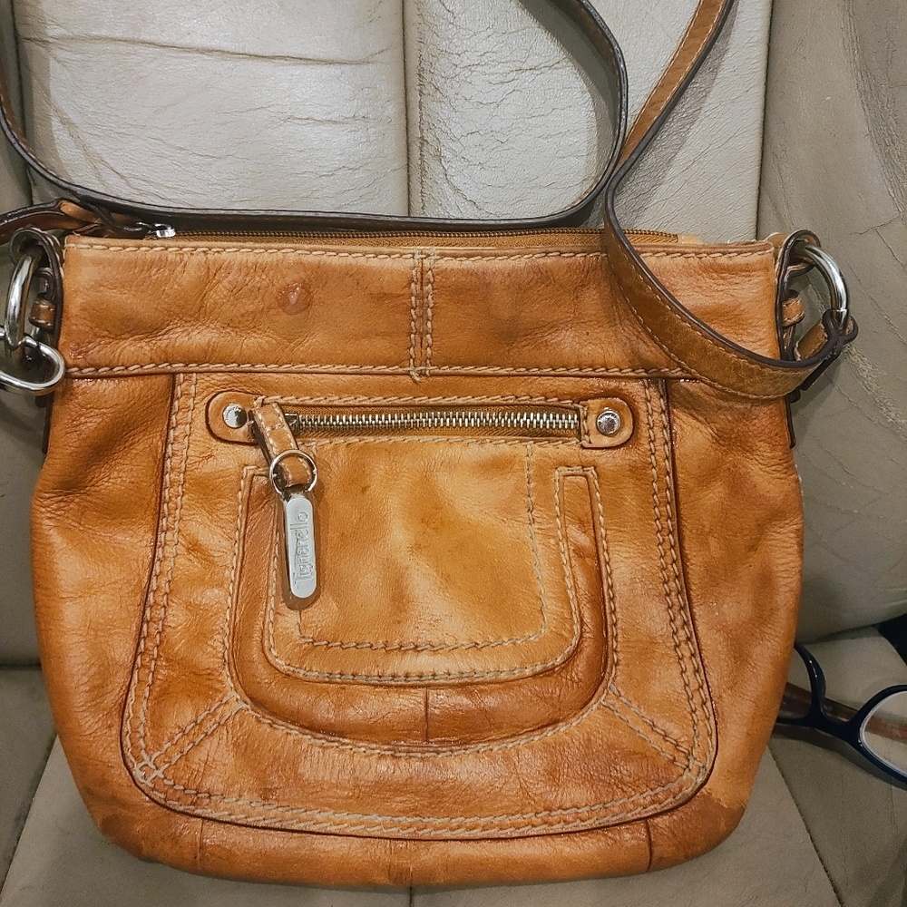 Beautiful neutral Tiganello crossbody
